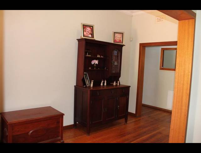 3 BEDROOM HOUSE FOR SALE IN KENSINGTON